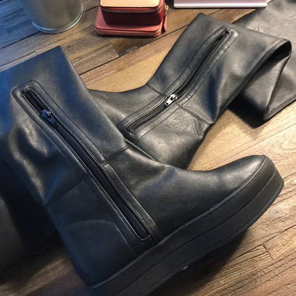 Lust for Life Platform OTK Vegan Leather Boots NWT - Picture 7 of 8